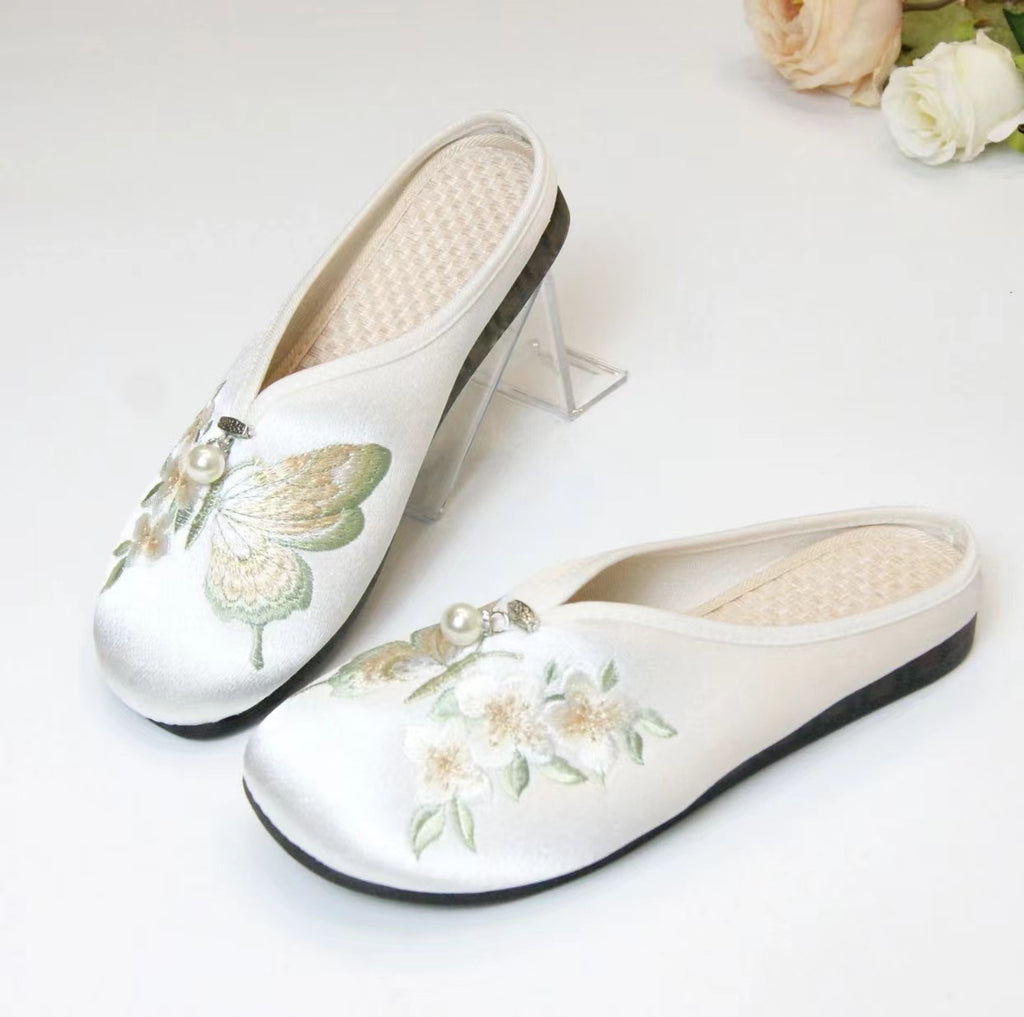 Butterfly Slippers Flat Bottom Baotou Half Drag National Style Home Atmospheric Ethnic Style Embroidered Cloth Shoes Soft Bottom 317-50D
