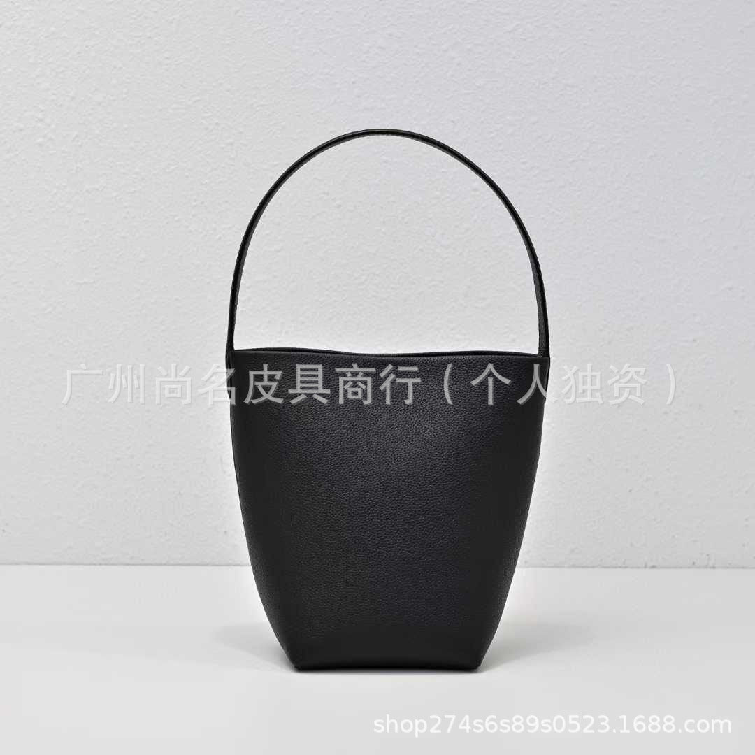 2026 New Style Simple and Fashionable Genuine Leather Women's Tote Bag Bucket Shoulder Commuter Bag Handbag