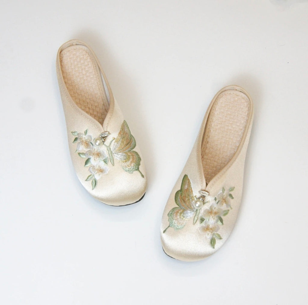 Butterfly Slippers Flat Bottom Baotou Half Drag National Style Home Atmospheric Ethnic Style Embroidered Cloth Shoes Soft Bottom 317-50D