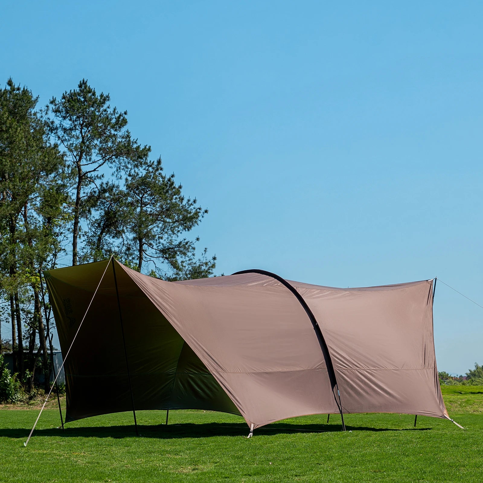 BISINNA Outdoor Camping Folding Portable Tunnel Large Canopy Coated with Silver Sunblock Shade Car Tent for Travel Picnic Beach