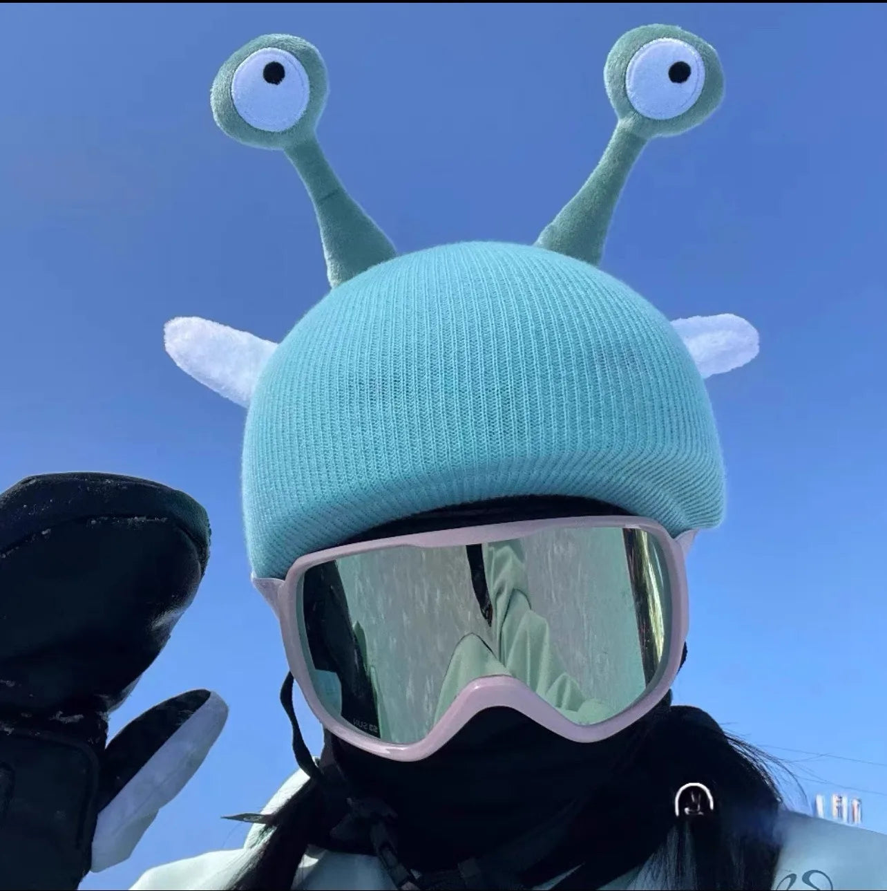 Ski Helmet decoration Skiing Helmet Cover Decor Snowboard Washable men women Outdoor Sports Cute Knitted Helmets Warm hat covers